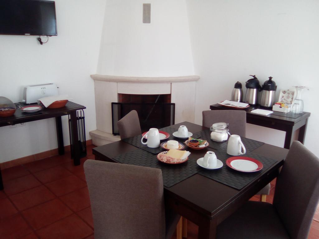 Casa Da Planicie Guest House Регуенгос де Монсараз Екстериор снимка